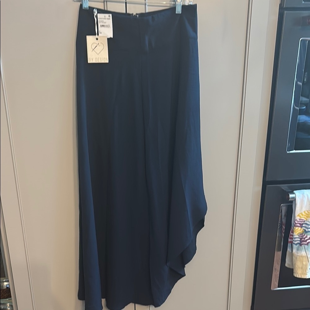 NWT Navy Blue Women's Skirt BY DESIGN sz S